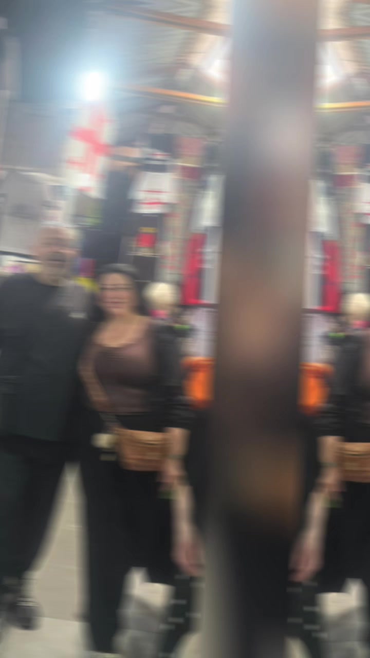 @קו האופק טיסנים