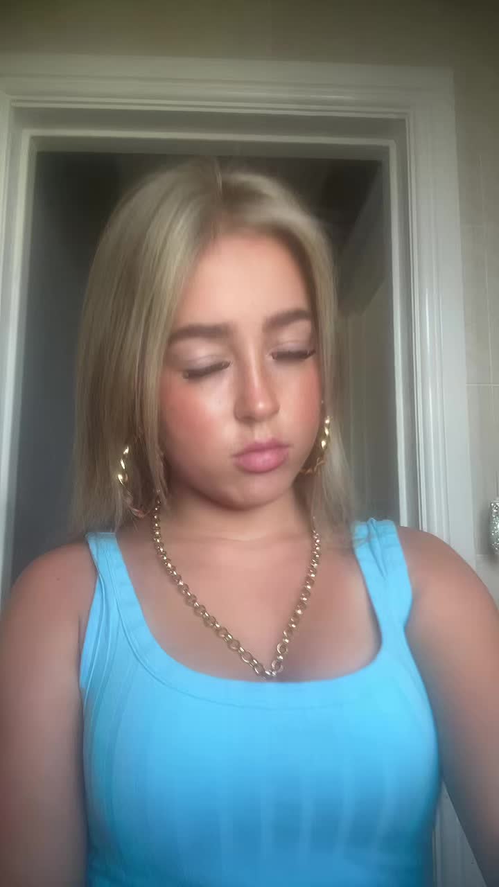 @𝐌𝐀𝐃𝐃𝐈𝐄𝐌𝐀𝐄👸🏼👸🏼