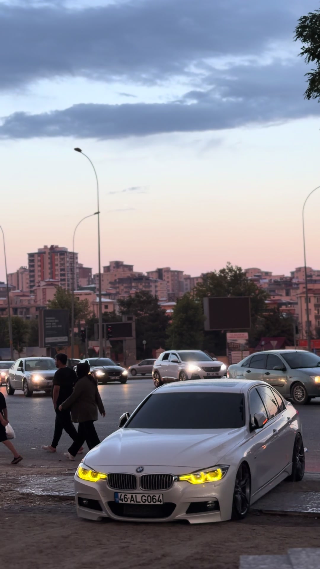 @Efe akg&uuml;l