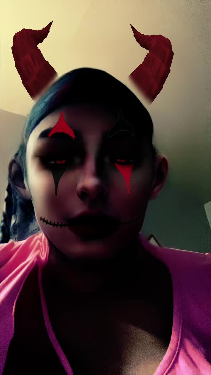 @QueenYaya