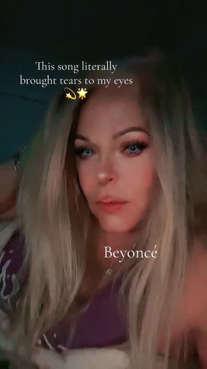 @EmpressJill