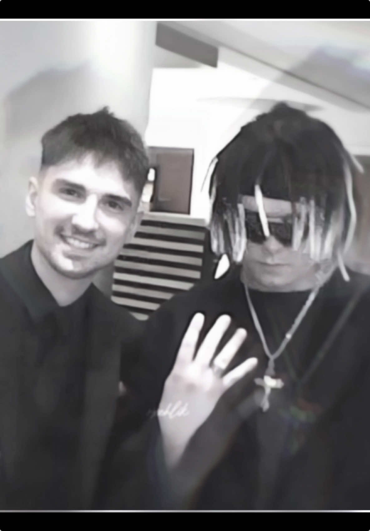 @𝖒