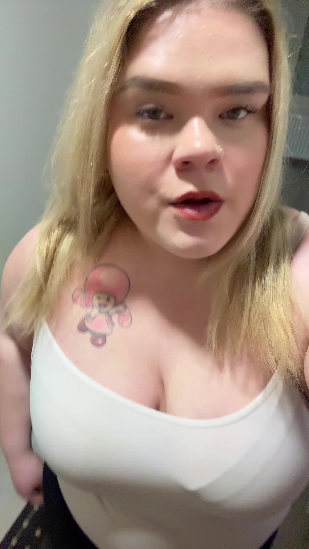 @Megarokkistara