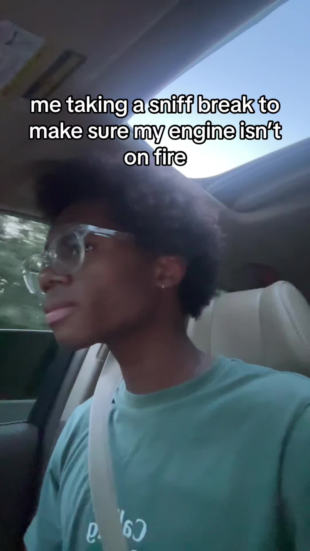 @handfullass