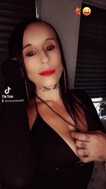 @Crazystace❤️🖤Official