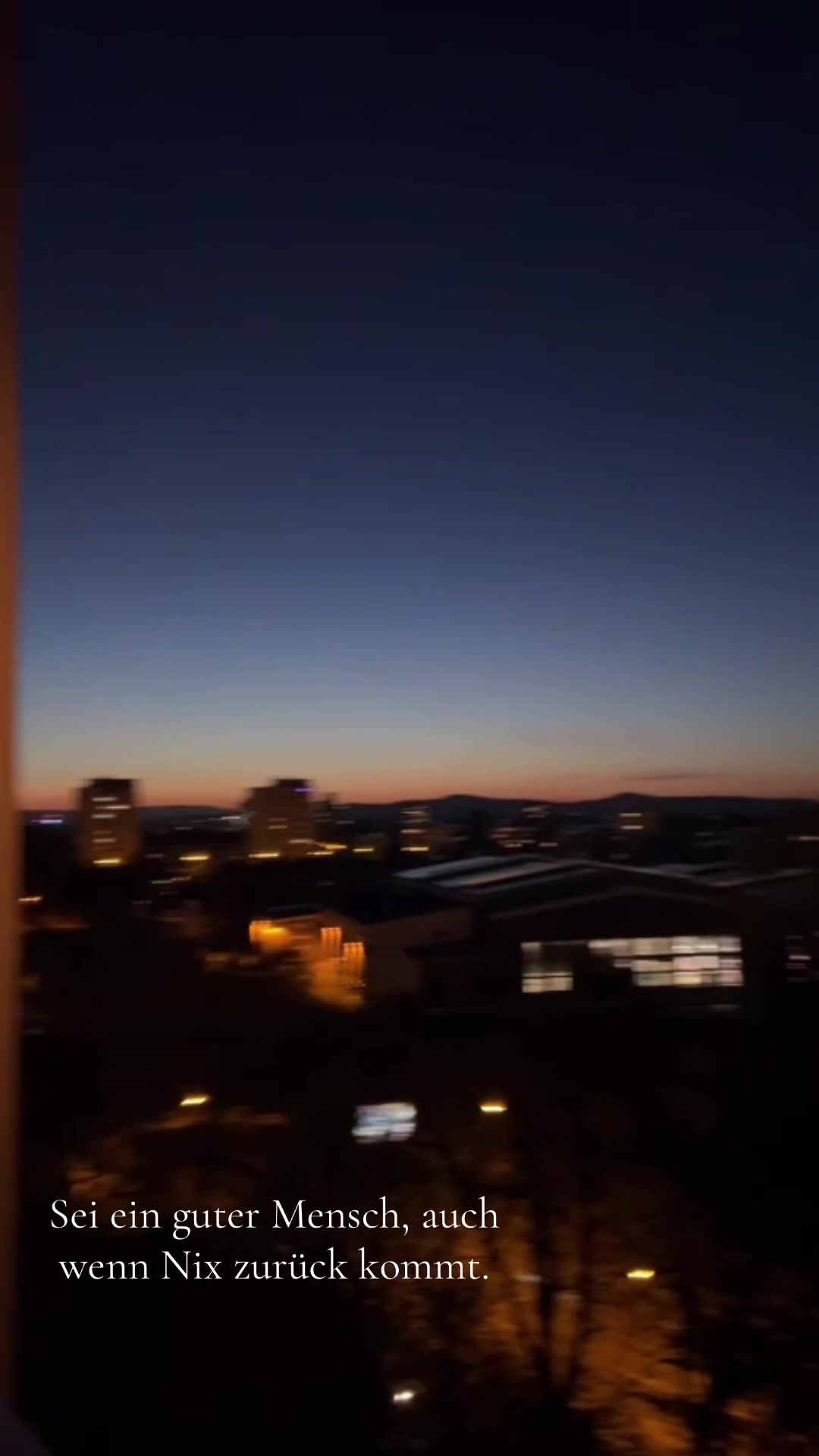 @𝟑𝟑.𝐝𝐢𝐥𝐨𝐤𝐞