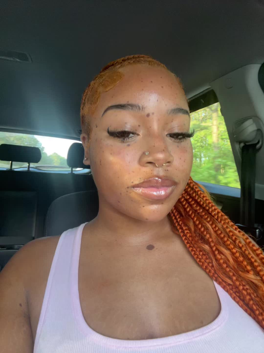 @👩🏽&zwj;🦰