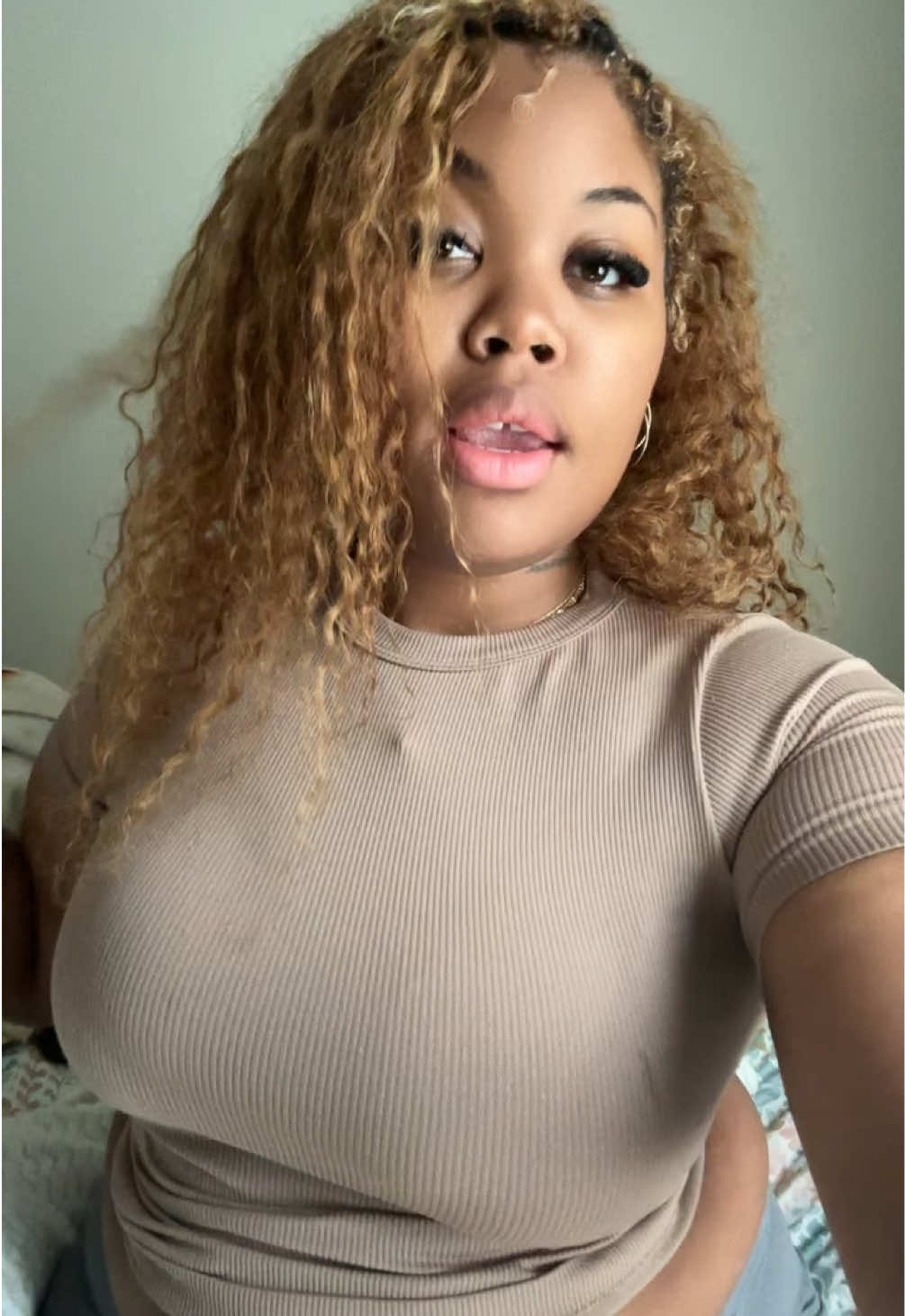@k.raybae