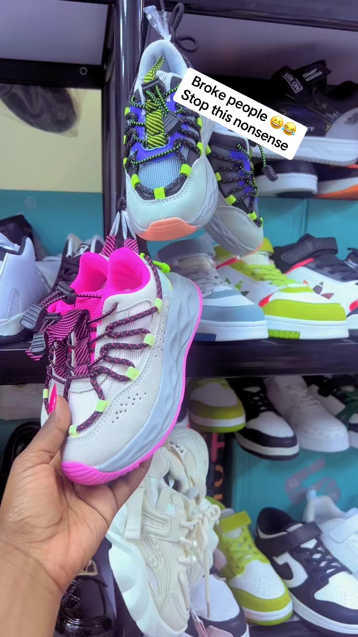 @JS ADDICTION SHOE STORE