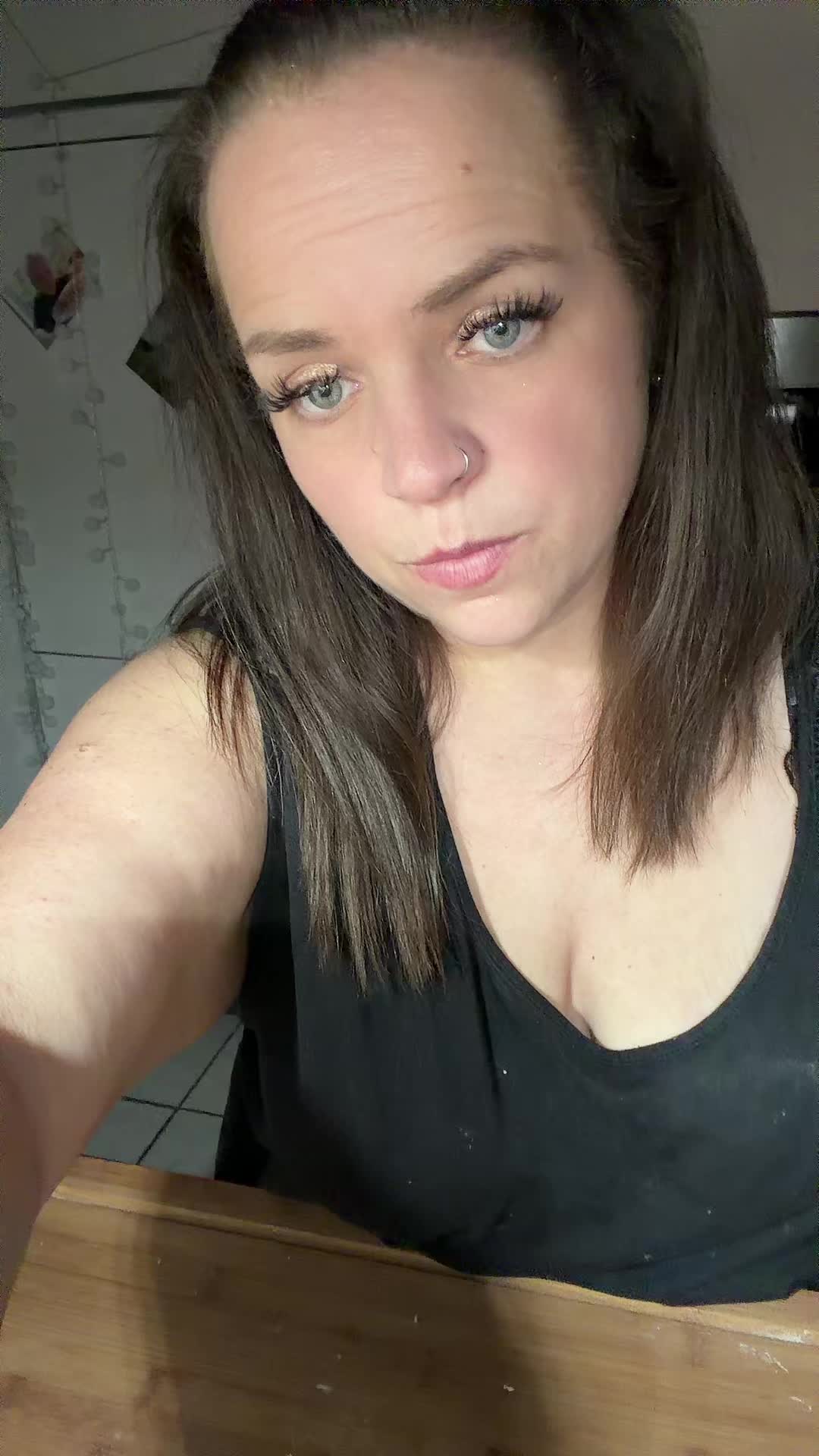 @🍉Sarah1988🍉