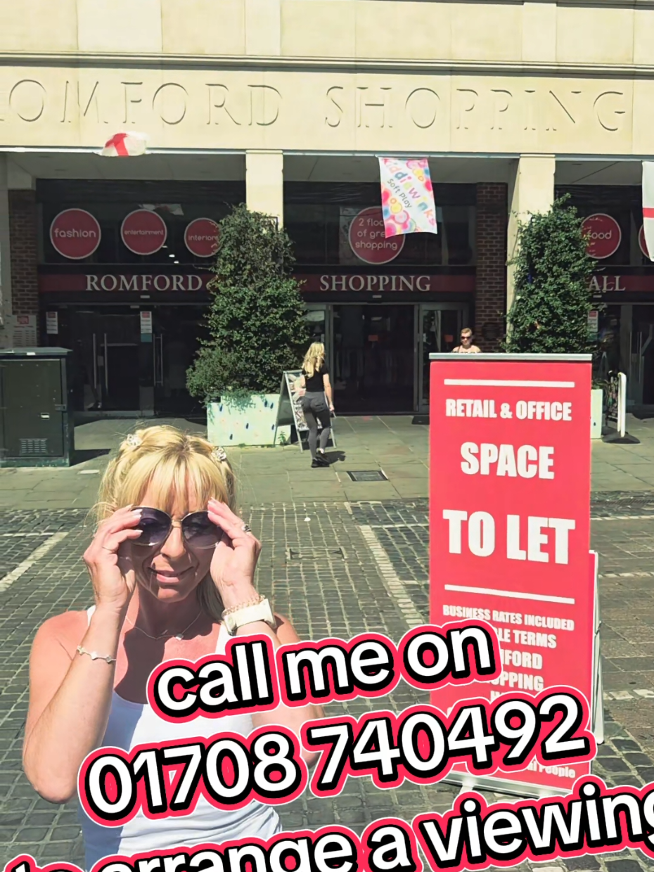 @Romford Shopping Hall