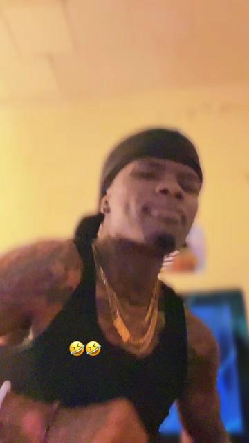 @DEE🖤🐐