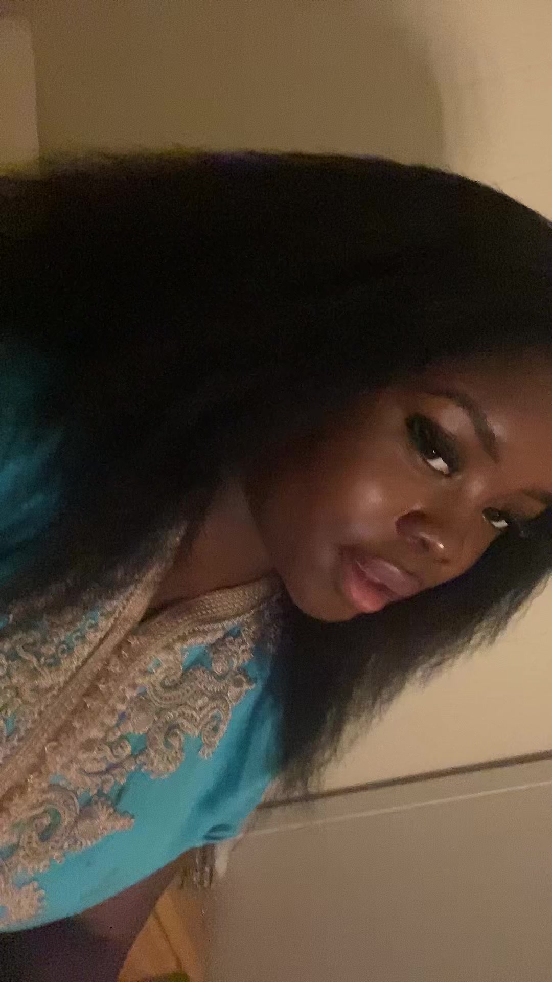 @Zayalah👅