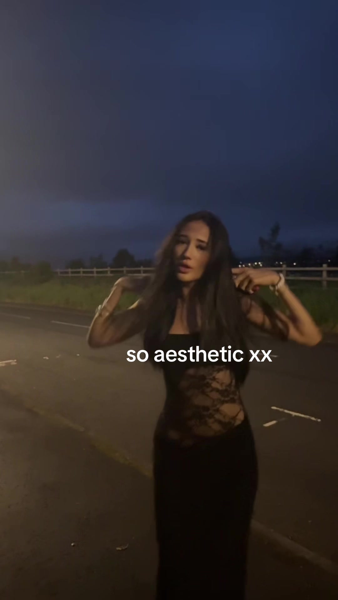 @hhollymcmillan