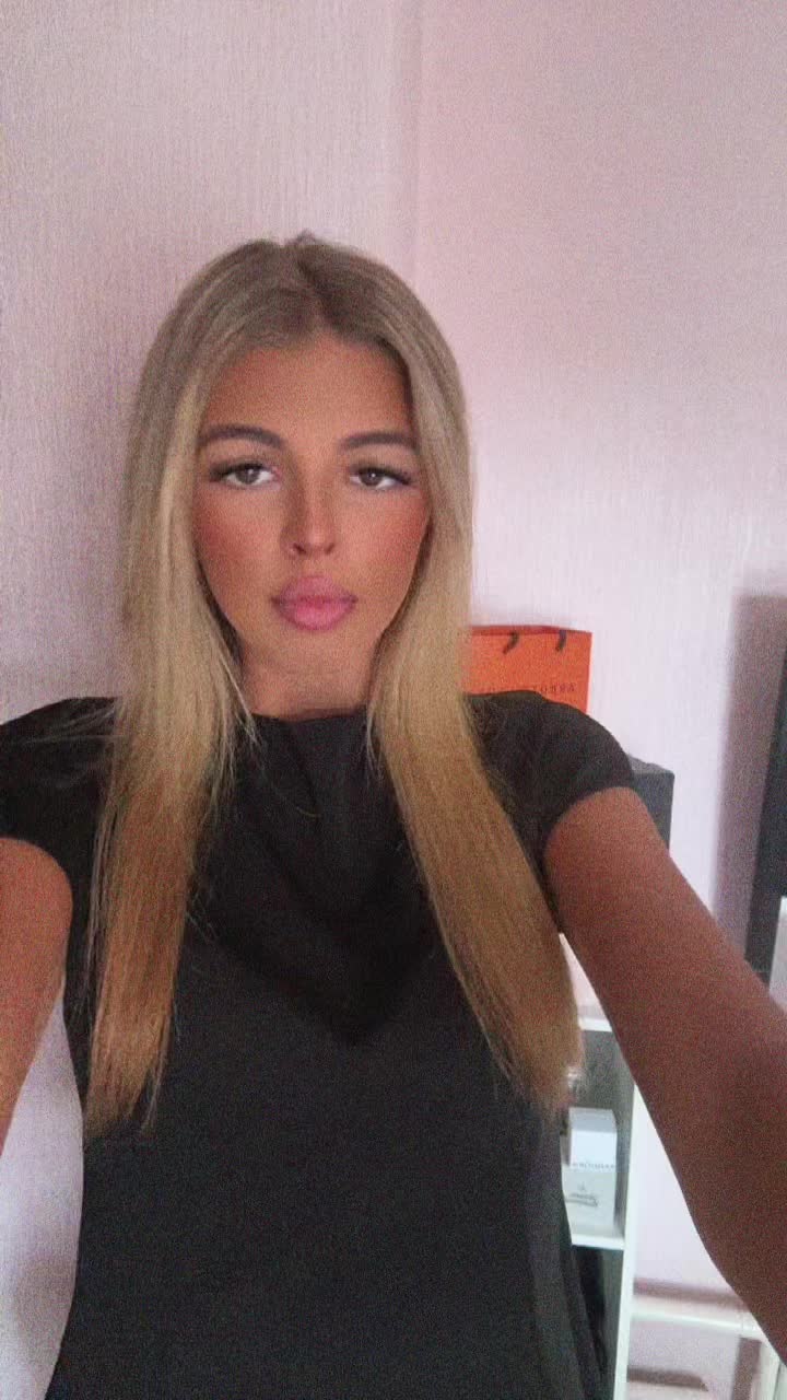 @𝐋𝐈𝐋𝐘👸⚜️✝️