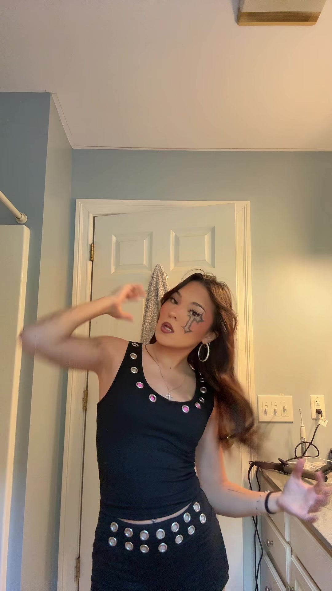 @🖤🙈