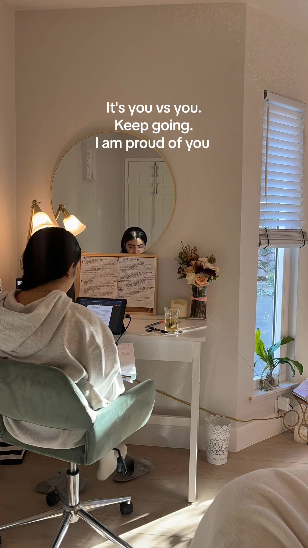 @Taramzf