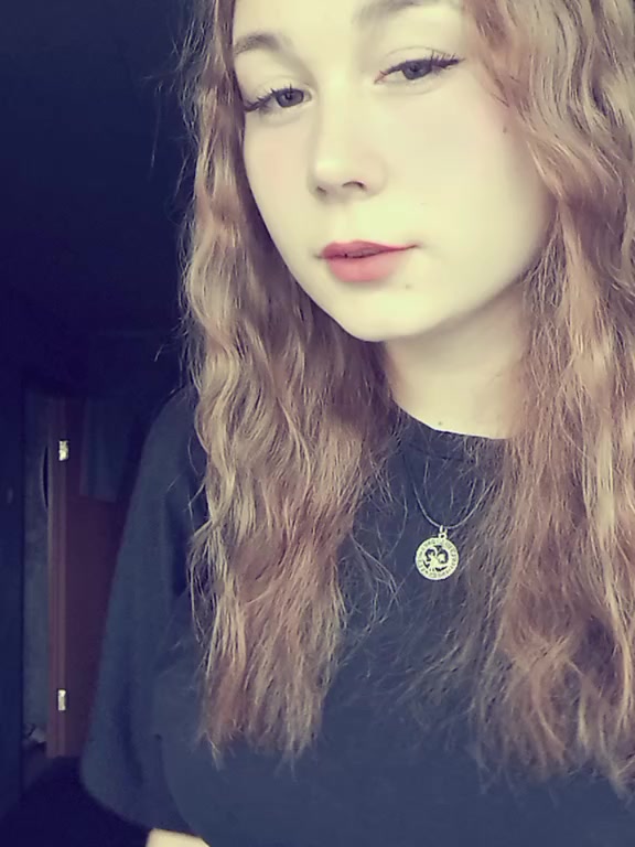 @варюша🦇