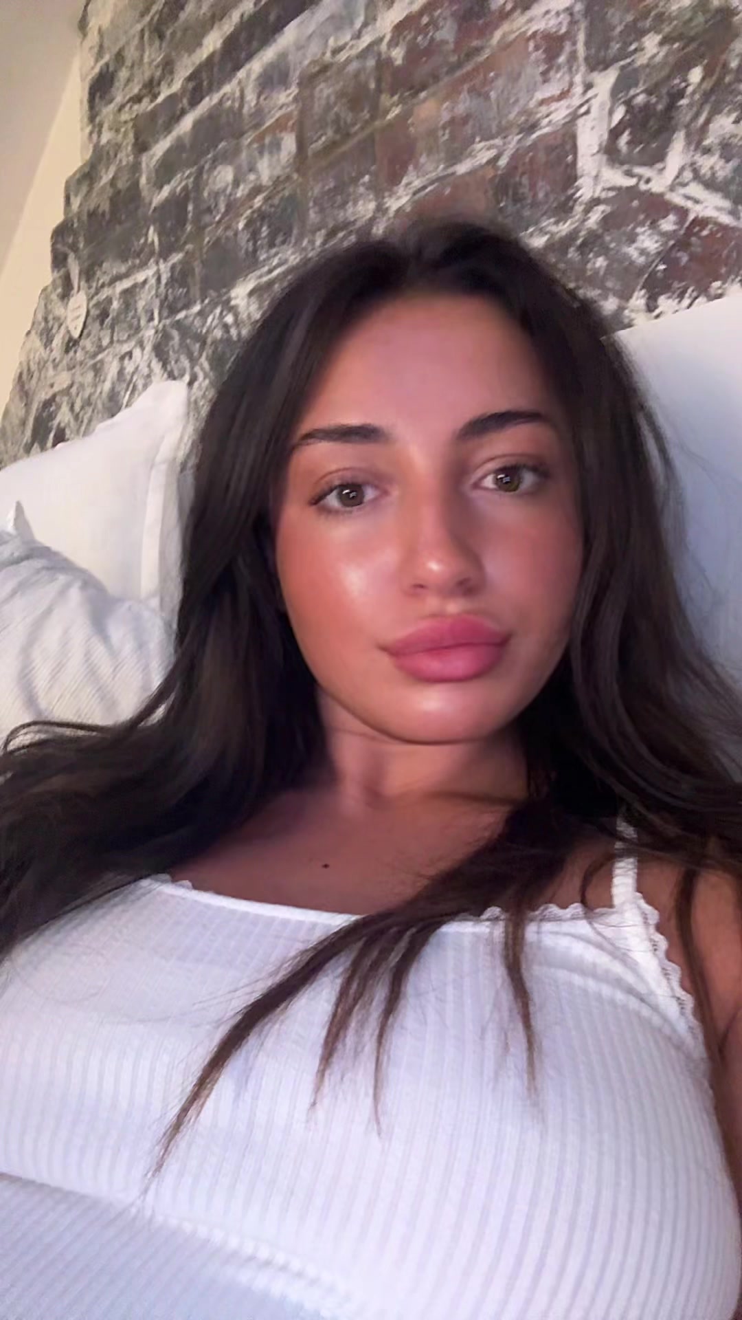@Em<3