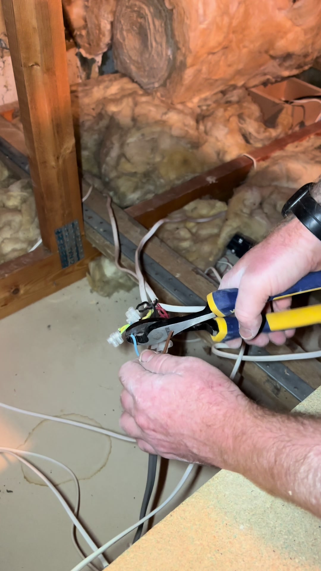 @LJelectrical