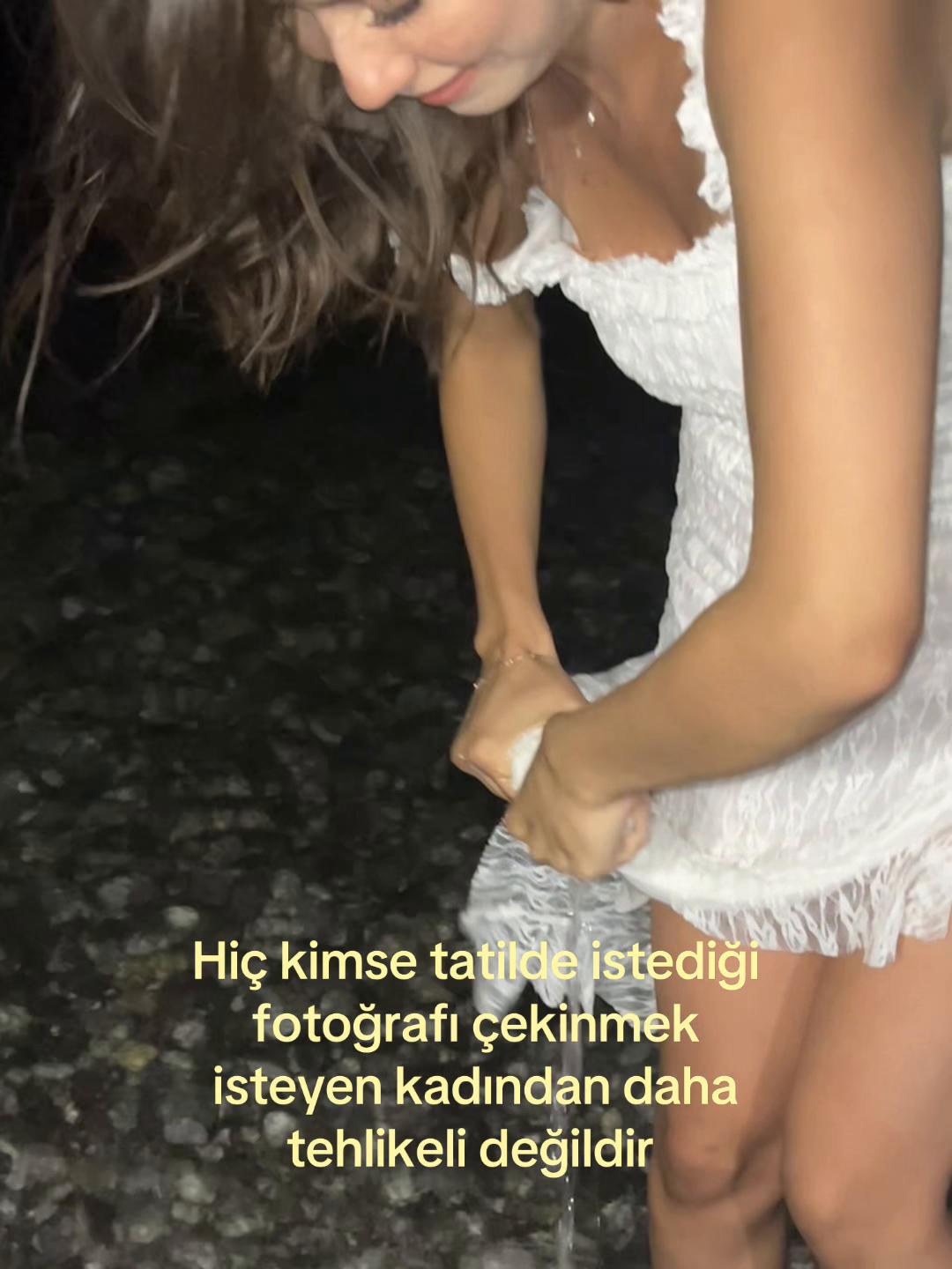 @Ayşenur