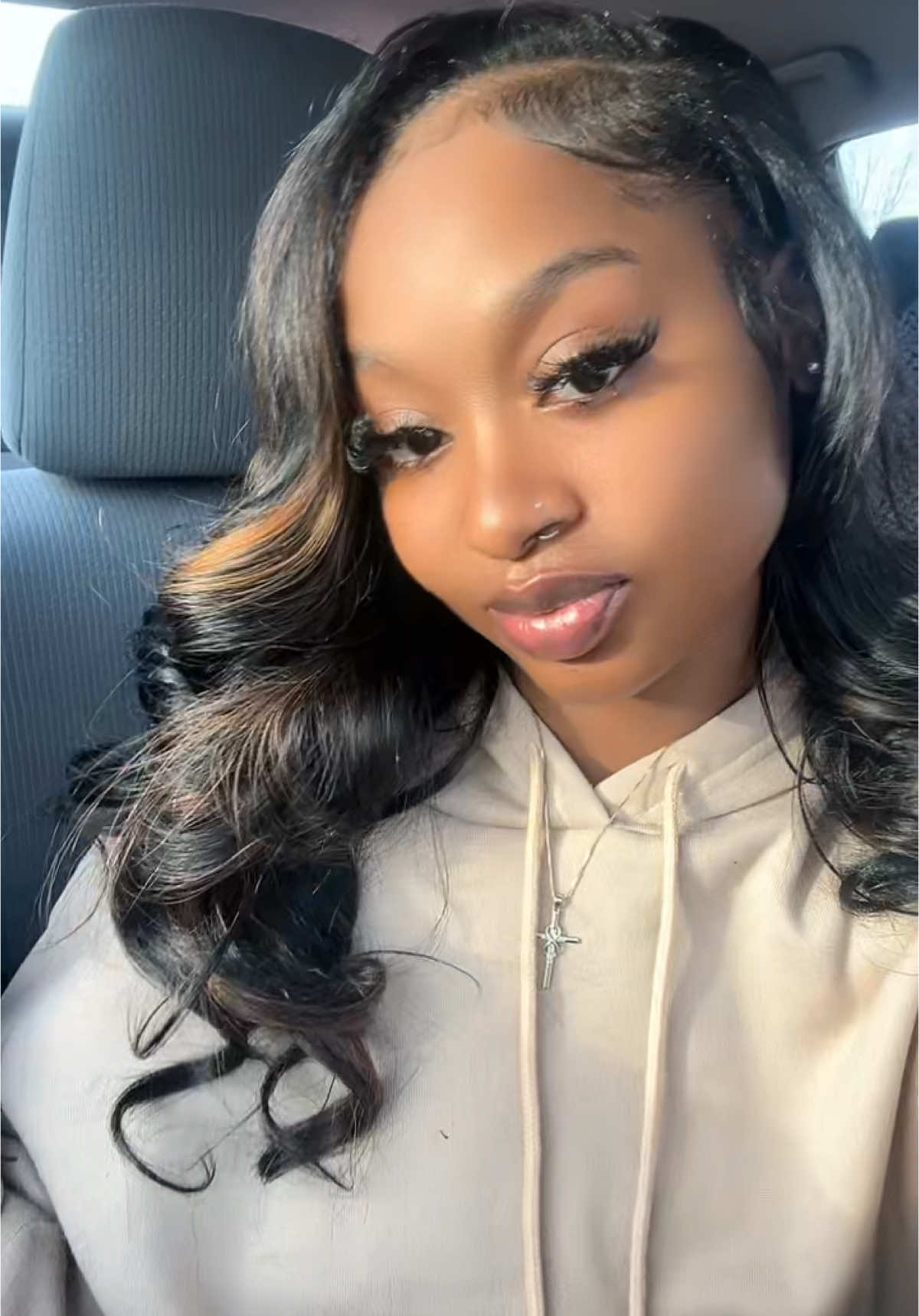@jdollz_