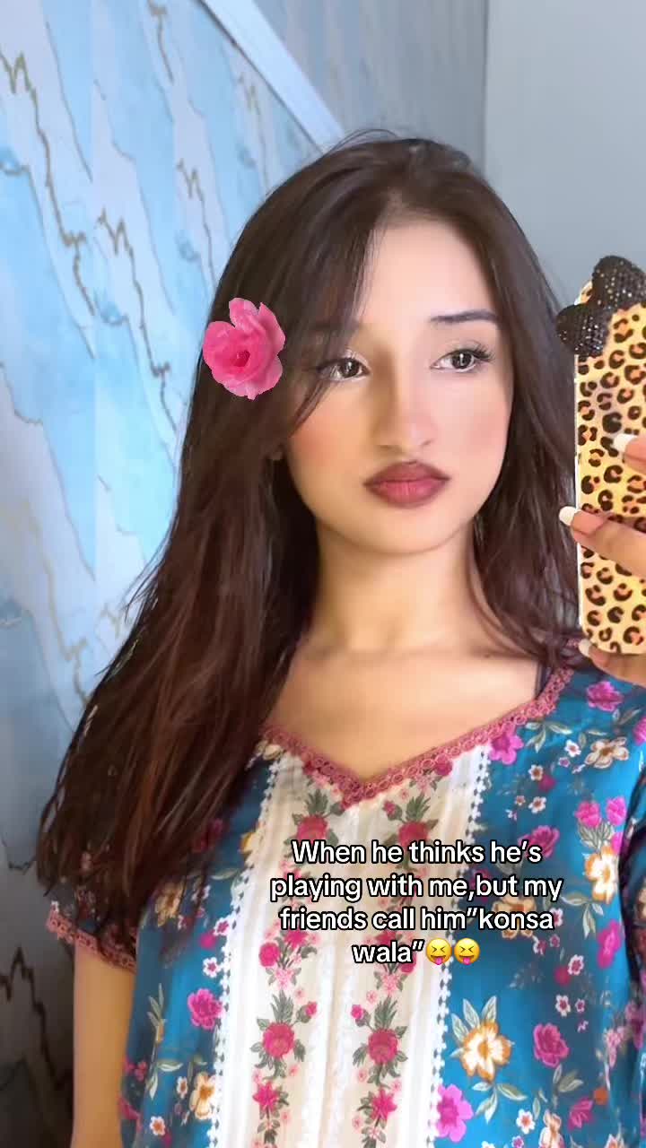@AYESHA👑