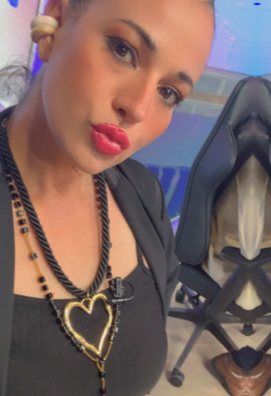 @Shivaibarraoficial