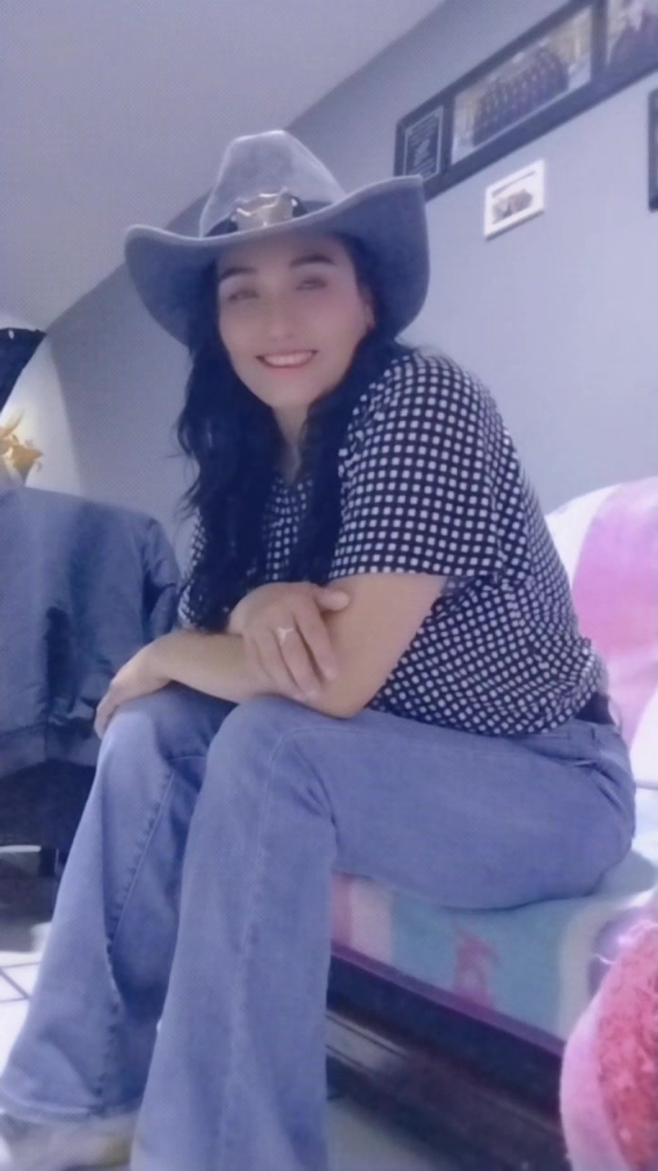 @DoménicaHN