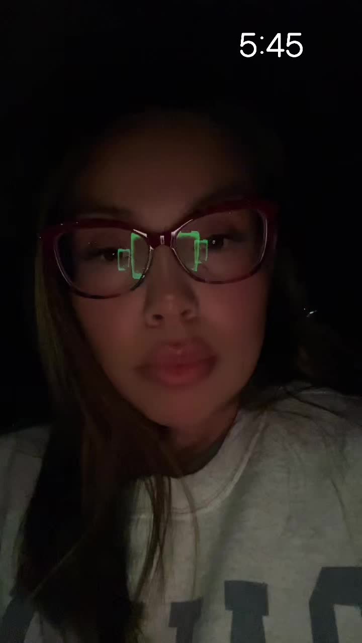 @Vee🤍