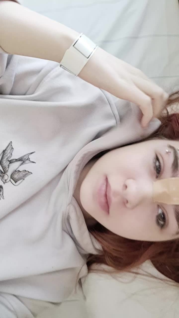 @✌️🥹