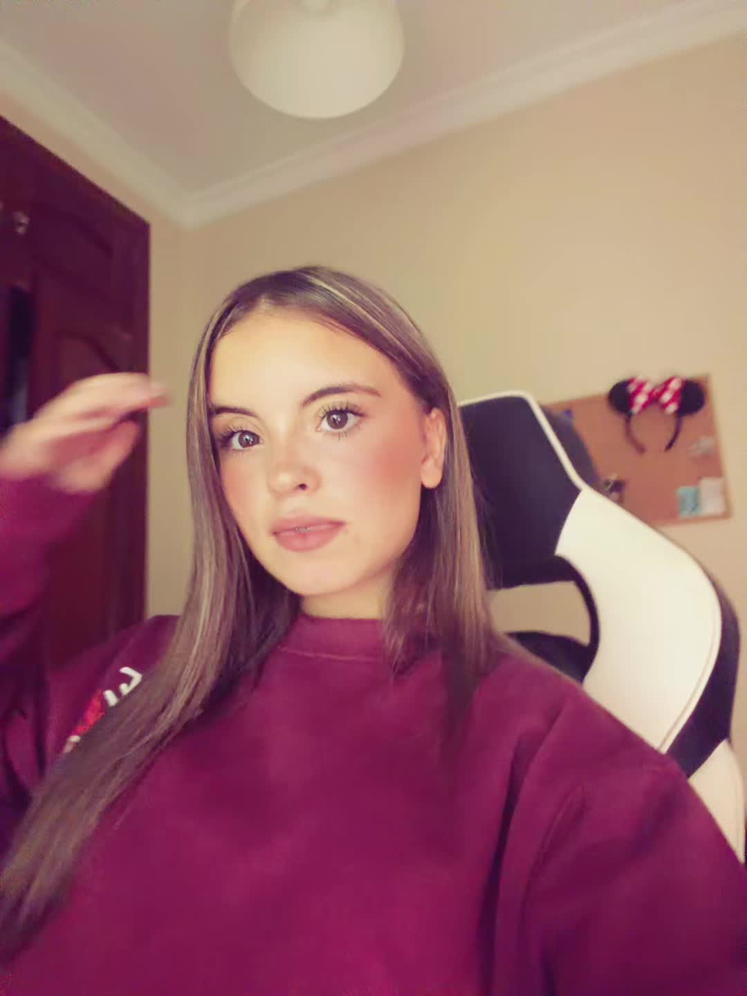 @.isabel_.010