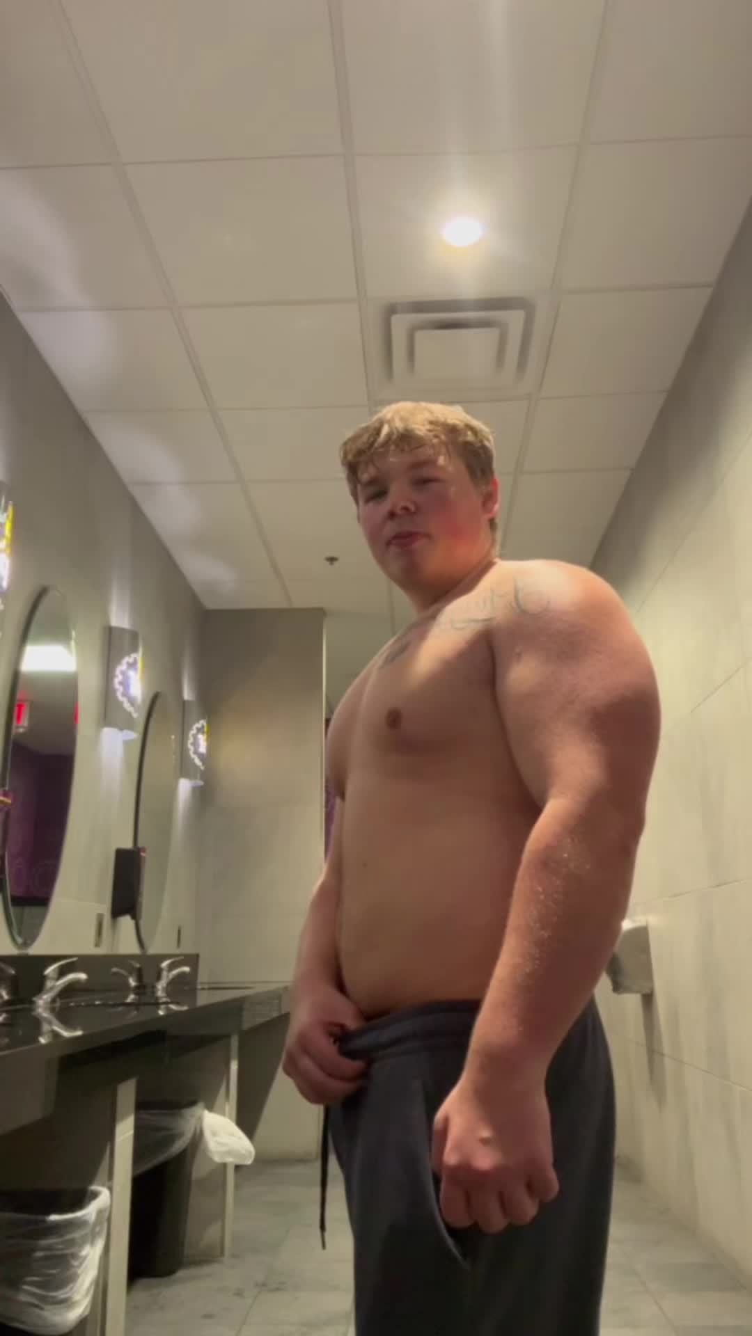 @adam🇺🇸💪🏼