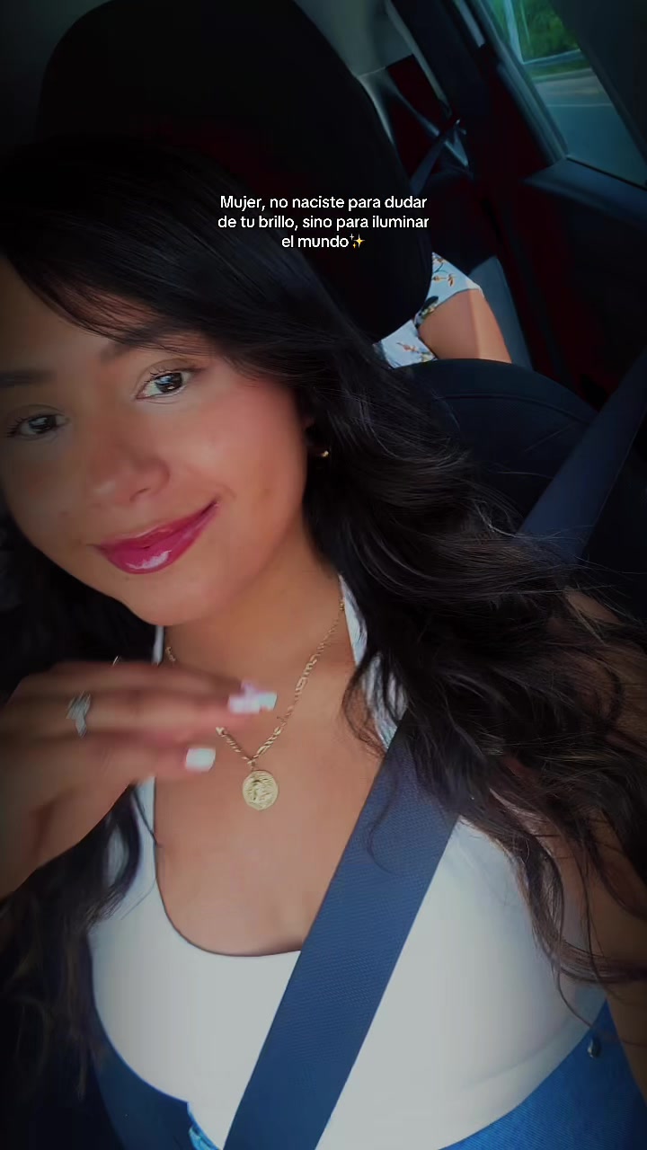 @𝐹𝓁𝑜𝓇🌺🇸🇻