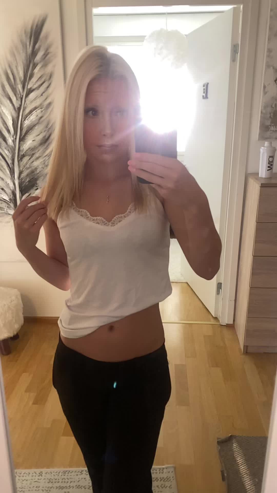 @𝑬𝒏𝒏𝒂💘