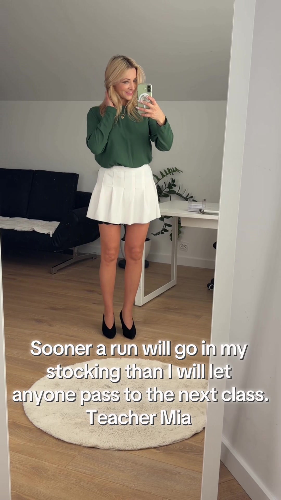 @Miss Mia Light