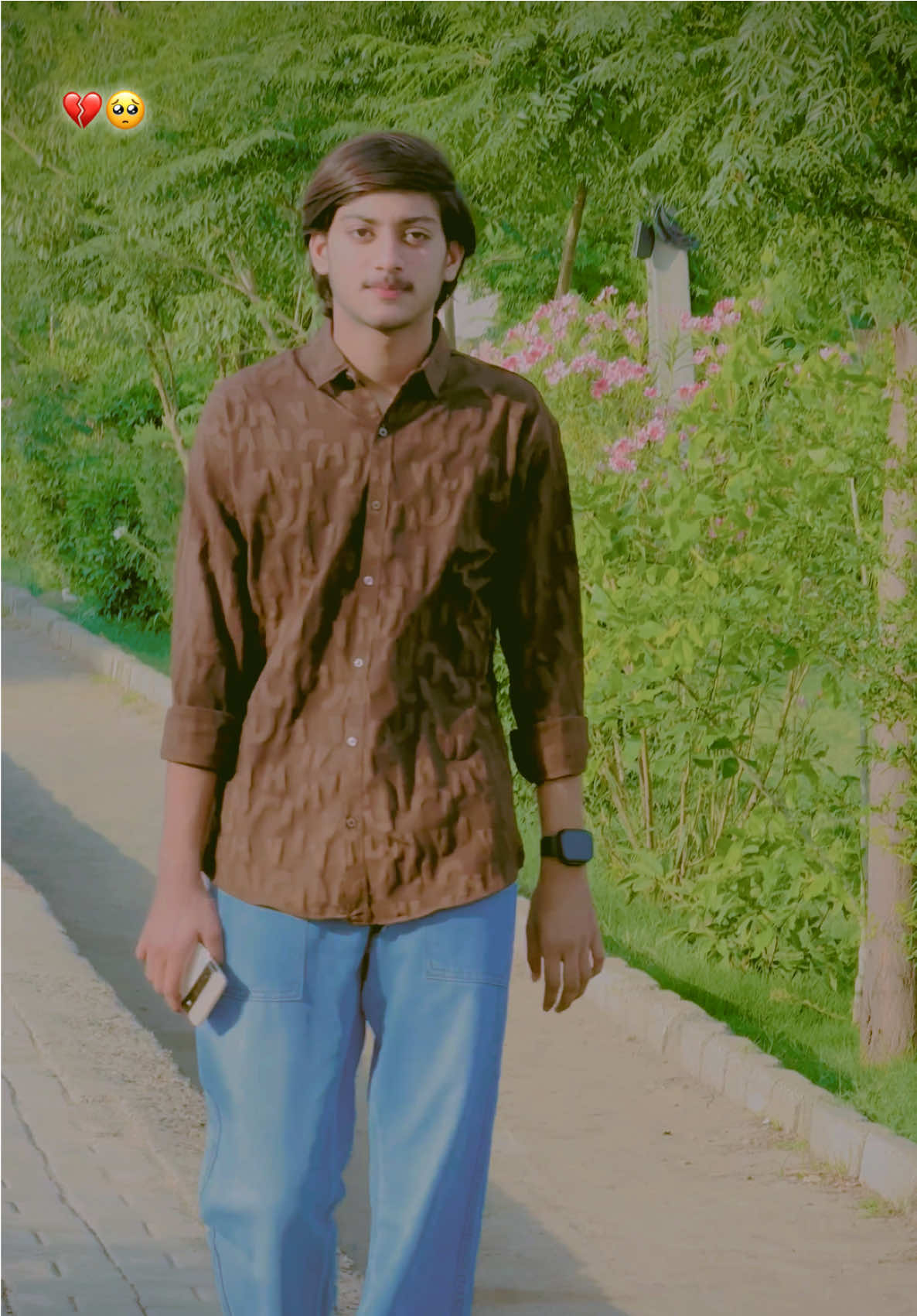 @⚡اویس بادشاہ 👑