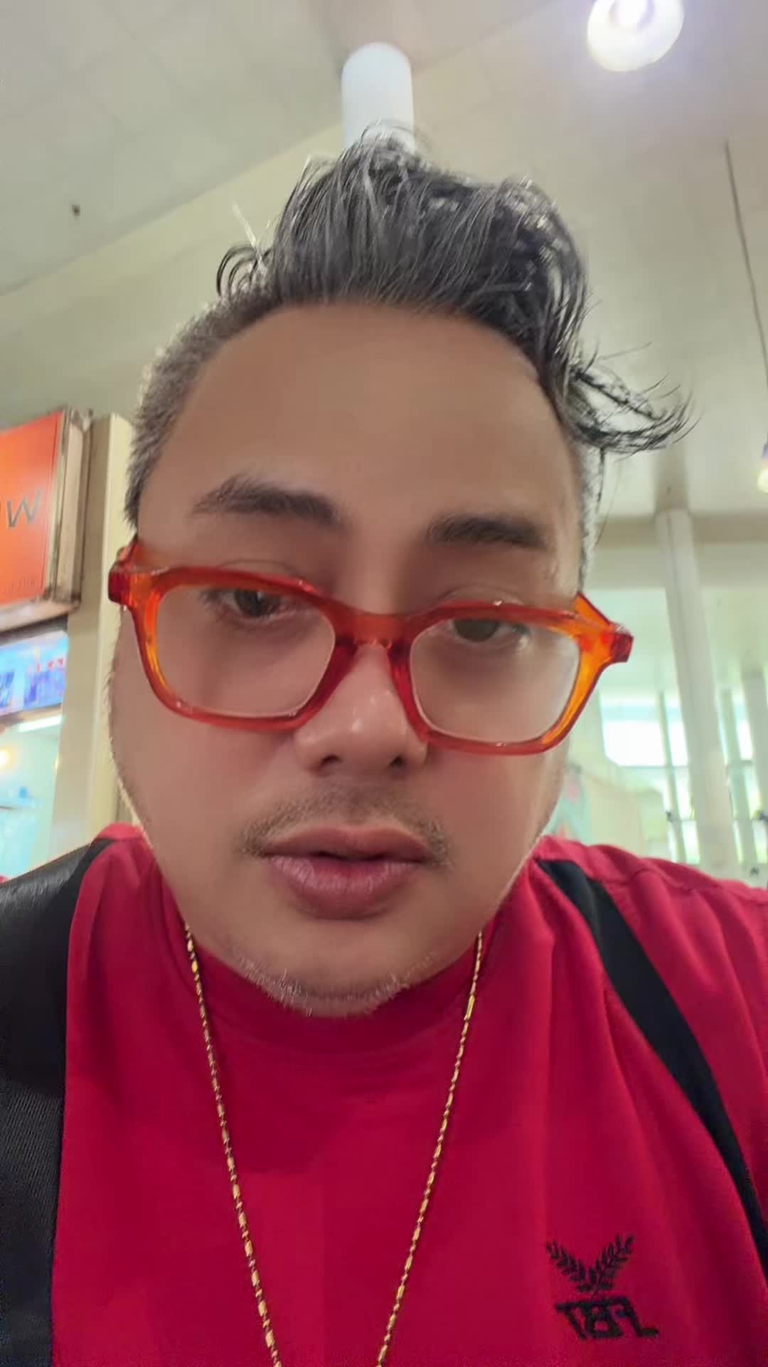 @iamDeEnormouS 🇸🇬