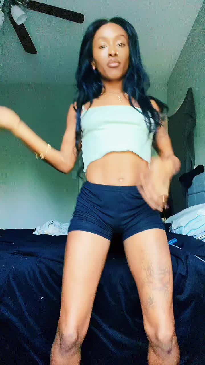 @Brenaagurlll