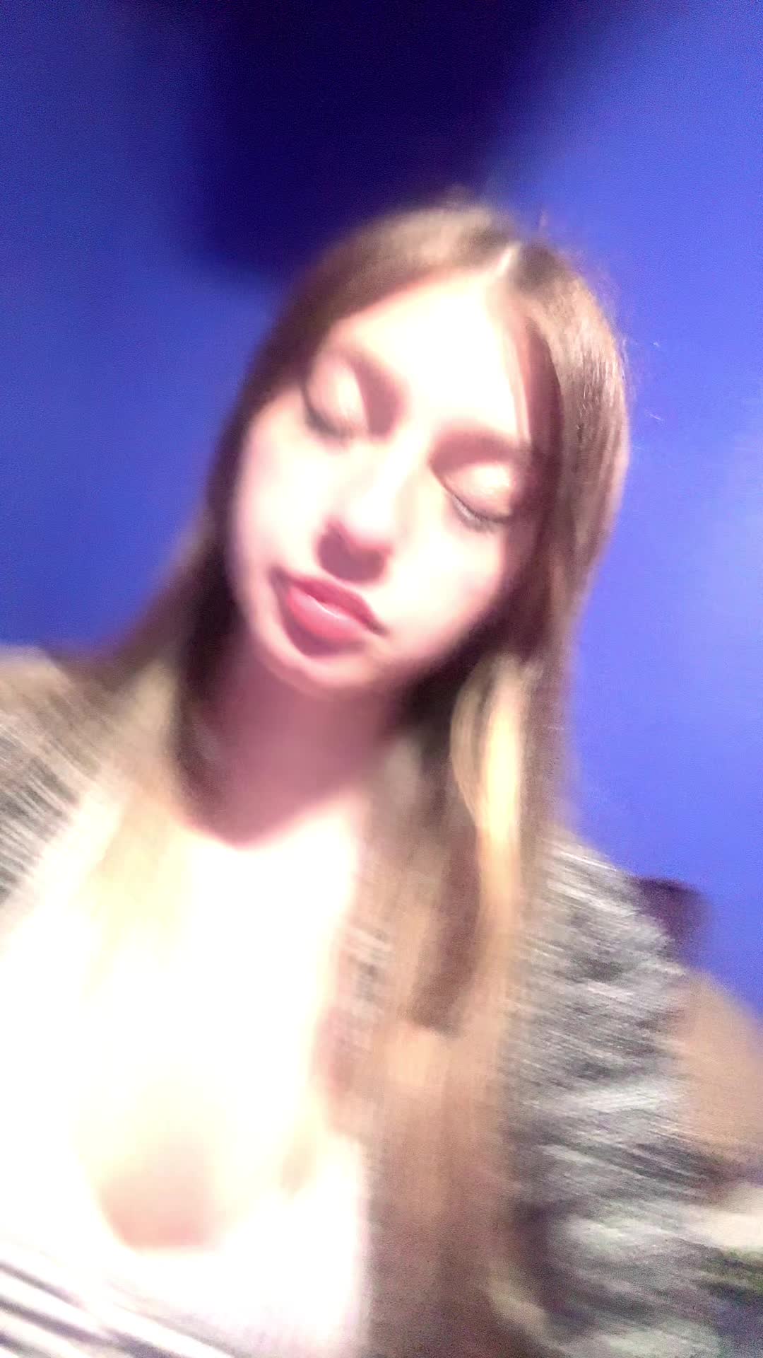 @pr3ttyface.shy_209