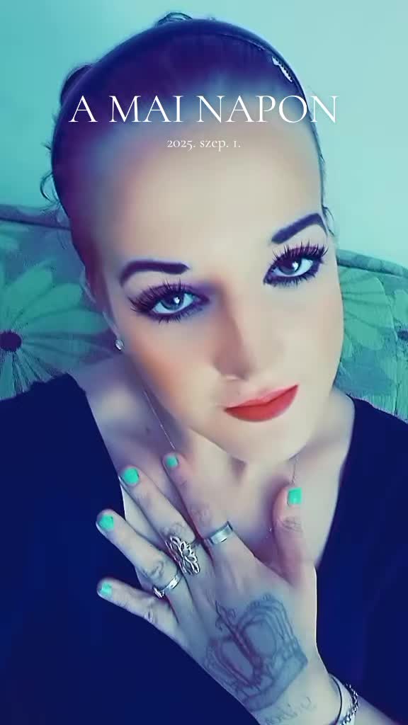 @👑 Q ❤️ UEEN 🖤🖤👑