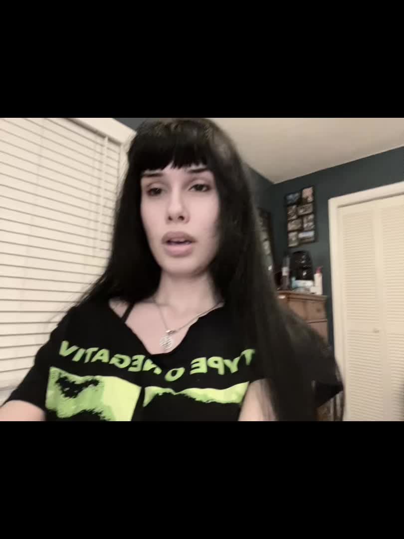 @Maria🦇