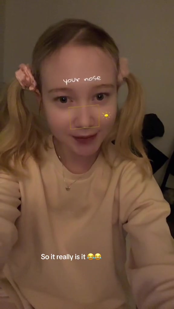 @thecutemirrorgirl
