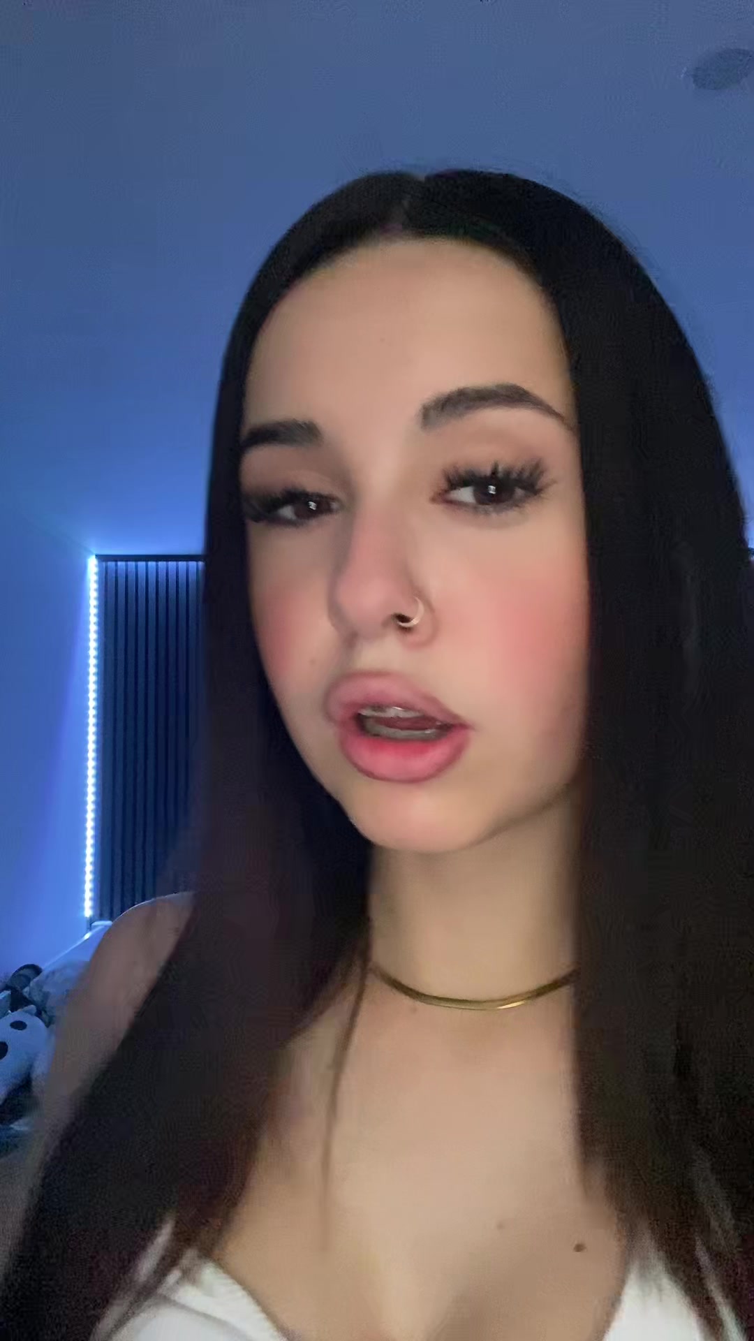 @_ 𝓢𝓮𝓵𝓲𝓷𝟕.𝟏