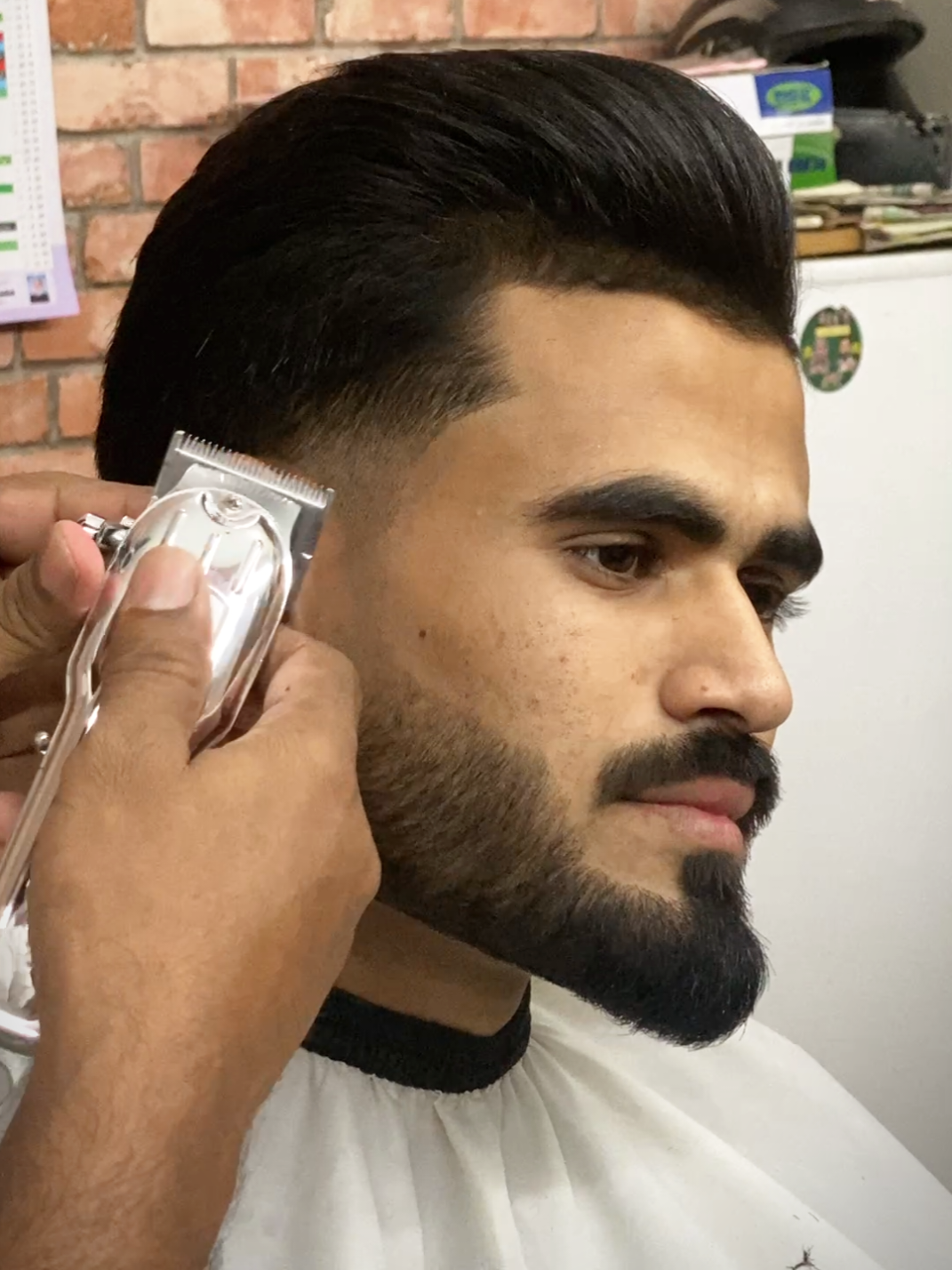 @SHAHZOO ART STUDIO ✂️💈