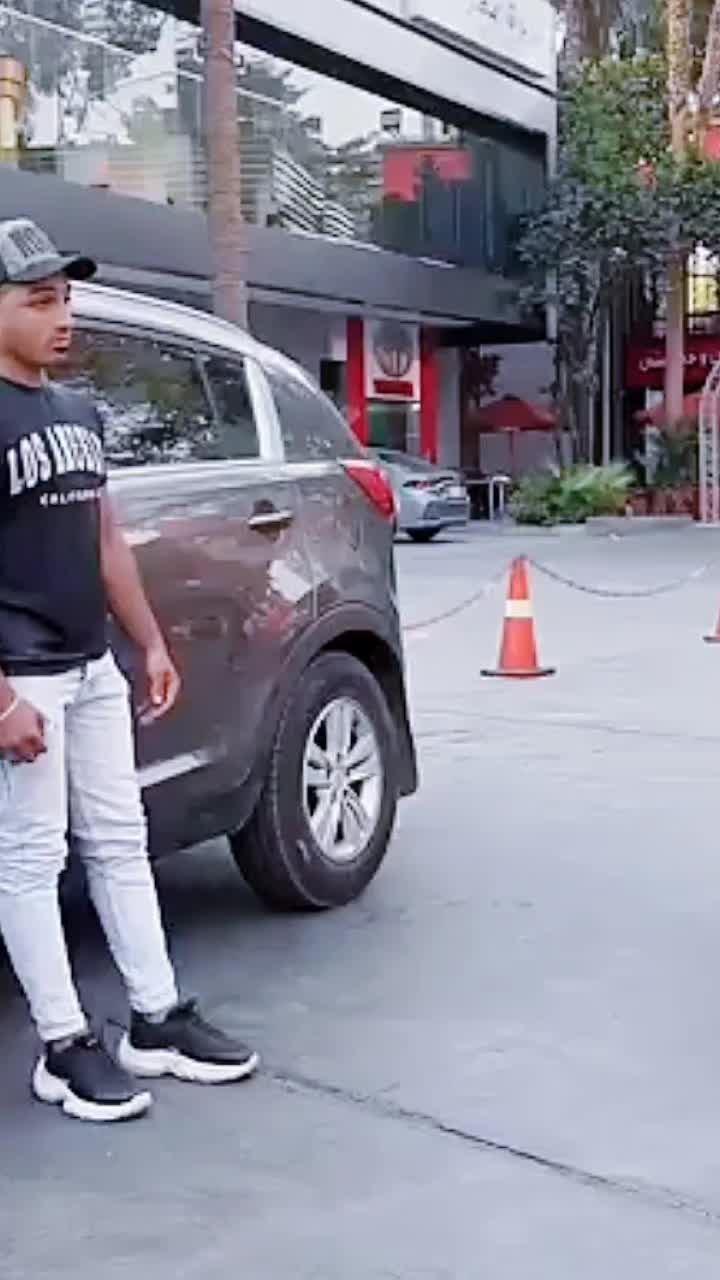 @AZIZ Al AZMAR