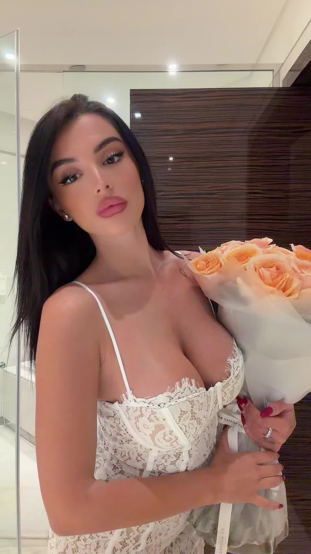 @Kiaranikolli