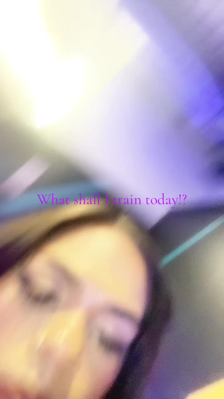 @Aisha 👑