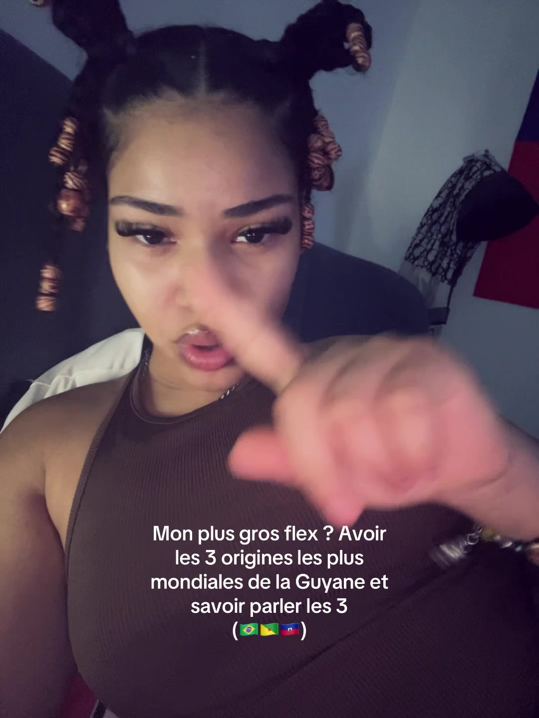 @morenamoods