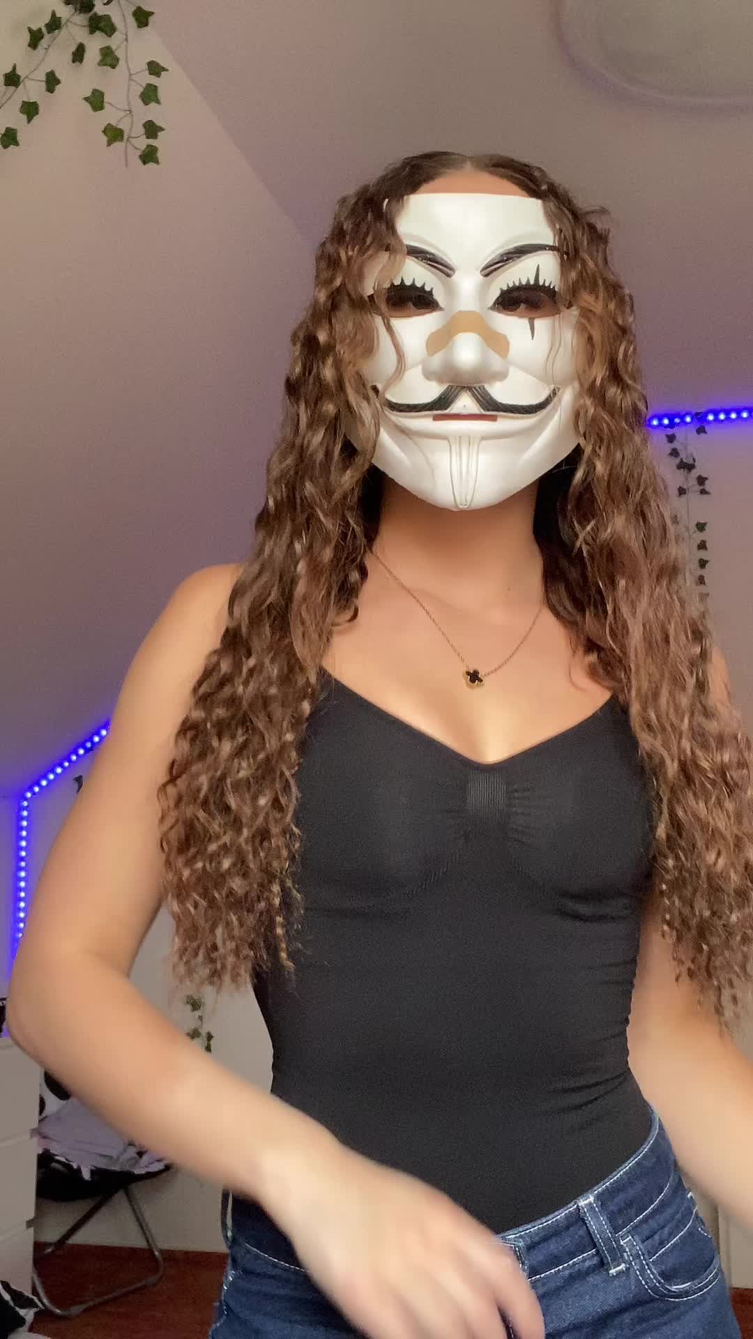 @𝐇𝐀𝐍𝐍𝐀🎀
